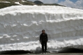 Nufenenpass 2478 m  M. Schnee im Juli